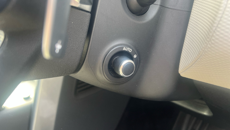 Land Rover Discovery 3.0 D300 R-Dynamic HSE 5dr Auto Diesel Station Wagon